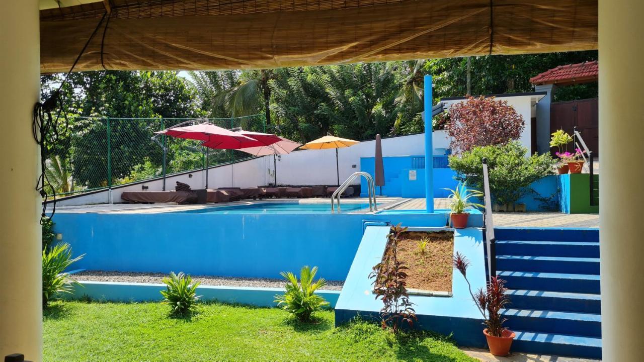 Villa Талпе Экстерьер фото