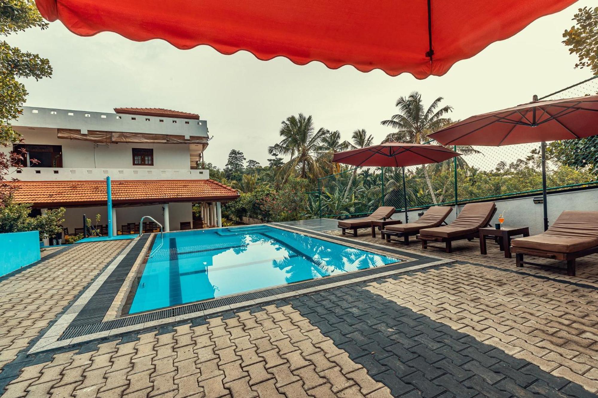 Villa Талпе Экстерьер фото