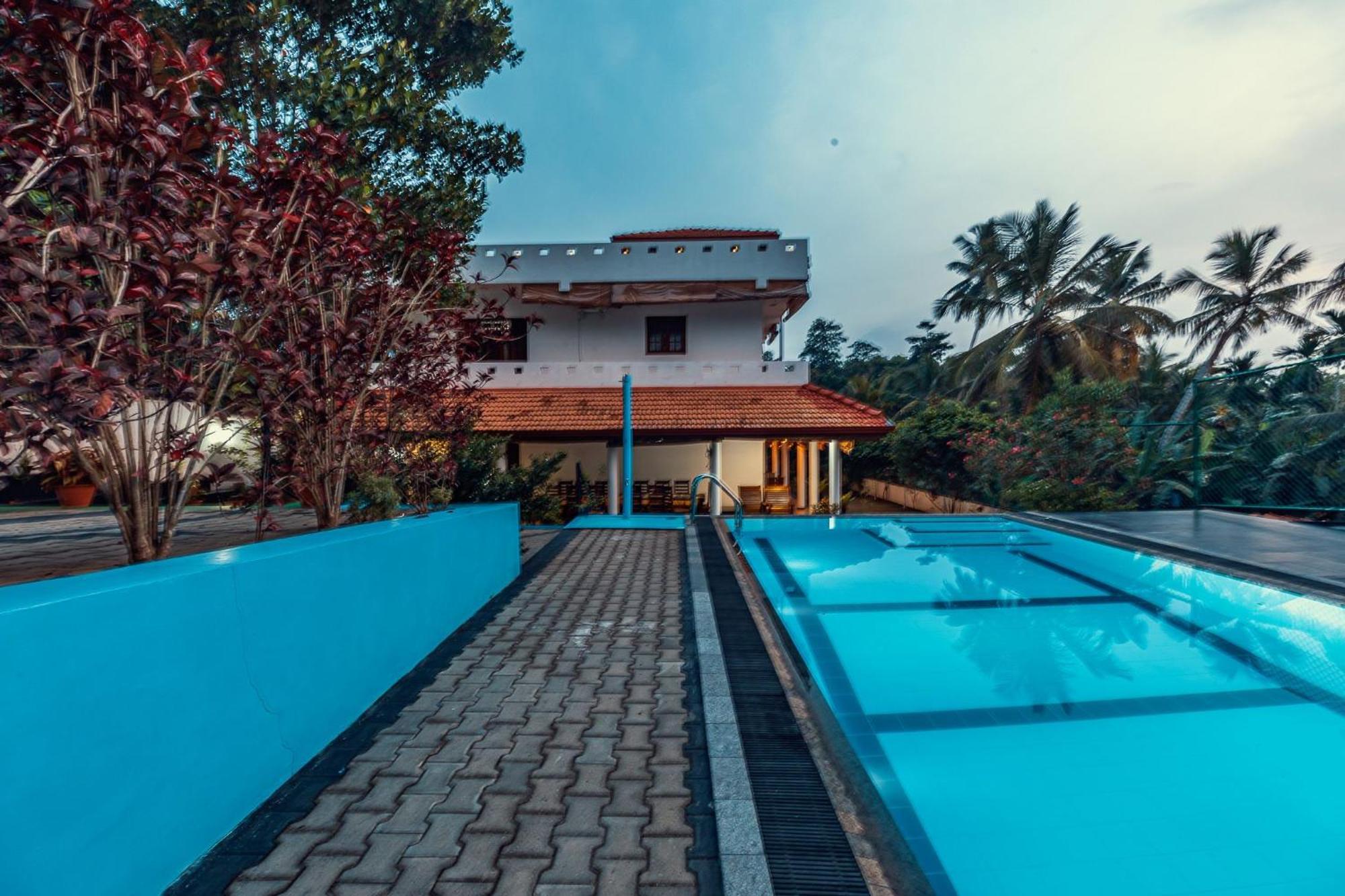 Villa Талпе Экстерьер фото