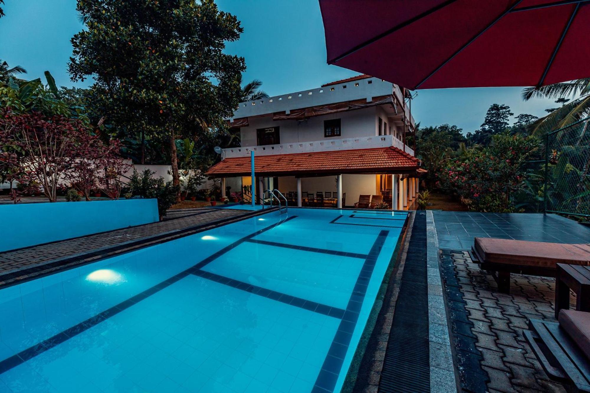 Villa Талпе Экстерьер фото