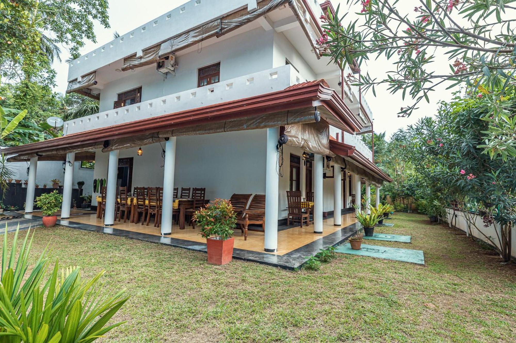 Villa Талпе Экстерьер фото